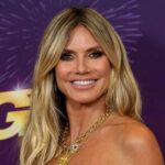 Heidi Klum Tak Malu Pamer Kerutan dan Menikmati Usia 52