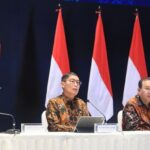 IHSG Rontok OJK Minta Investor Percaya Diri